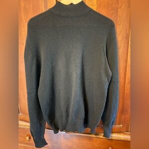 Neiman Marcus Classic Black Crewneck Sweater cashmere